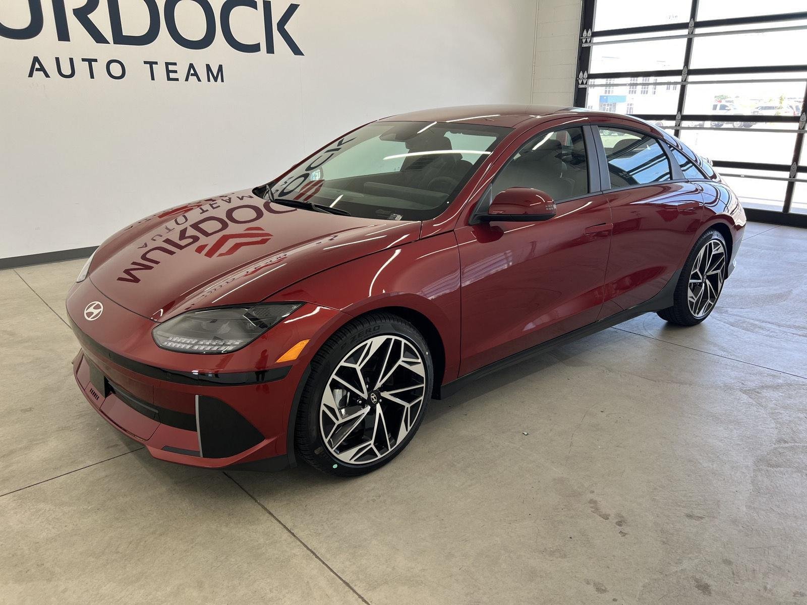 Used 2025 Ultimate Red Hyundai SEL image 6