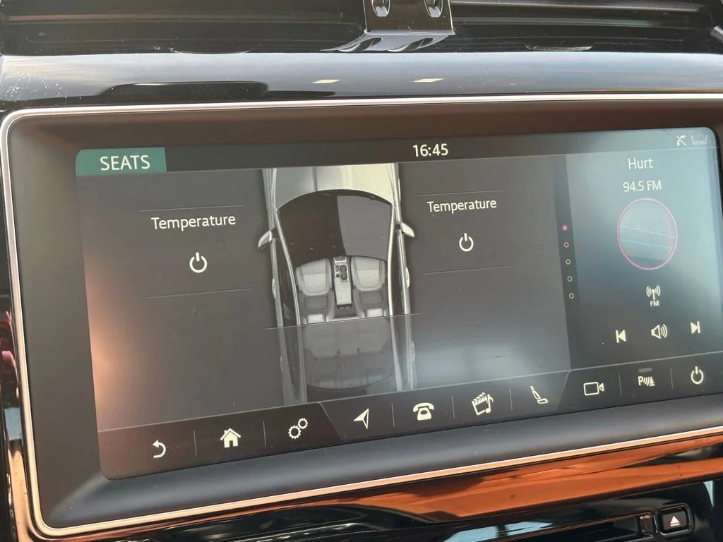 Used 2018  Jaguar 35t Portfolio Limited Edition image 39