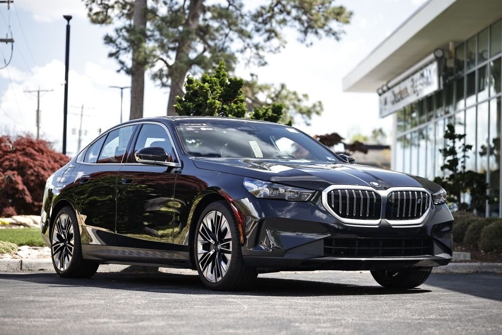 2025 BMW i5 xDrive40