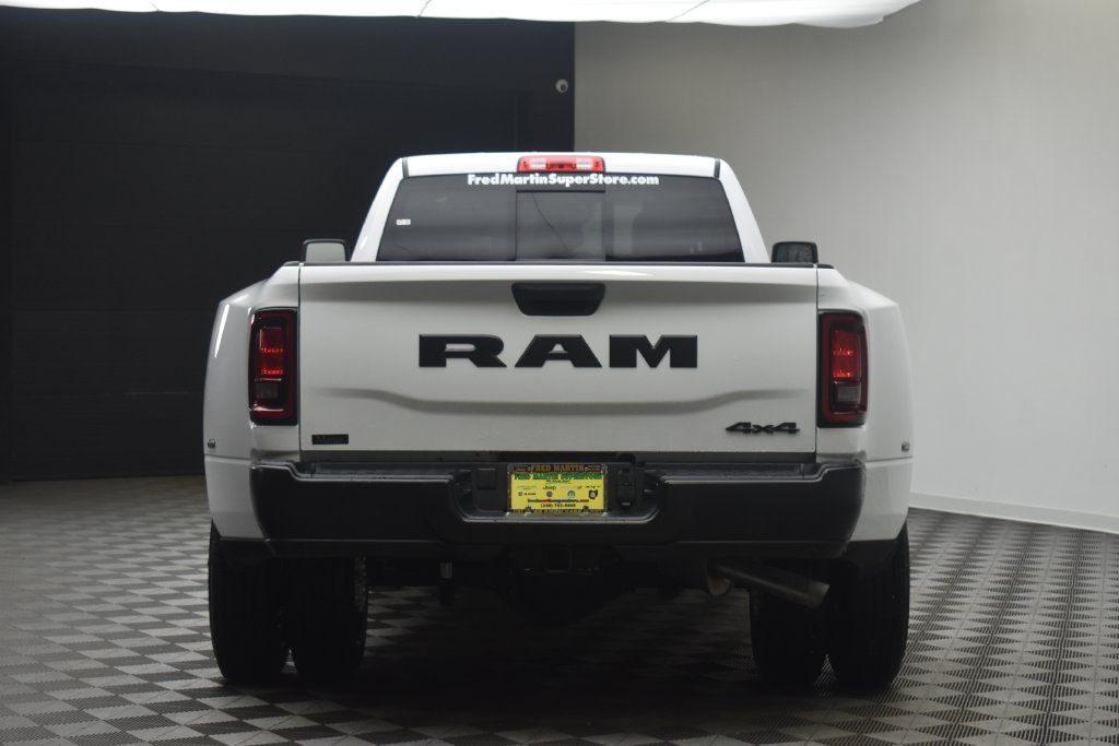 New 2027 Bright White Clear-Coat Exterior Paint RAM Tradesman image 12
