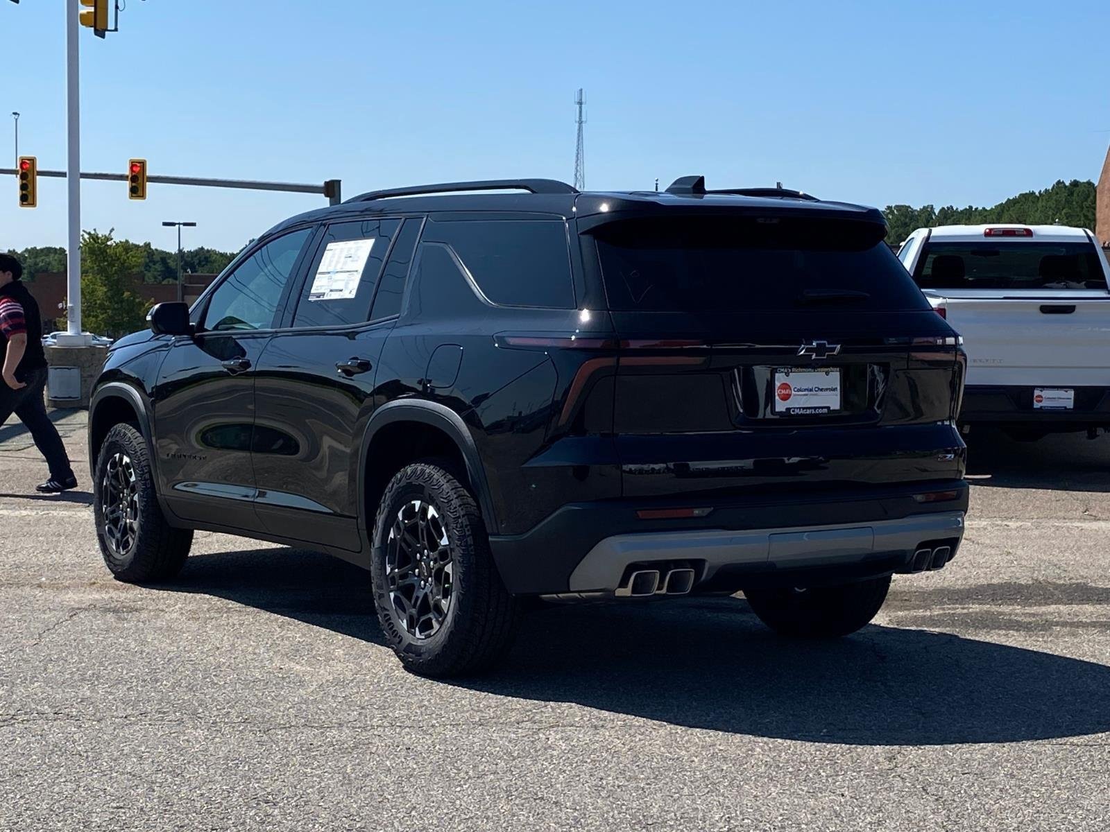 New 2027 Mosaic Black Metallic Chevrolet AWD Z71 image 4