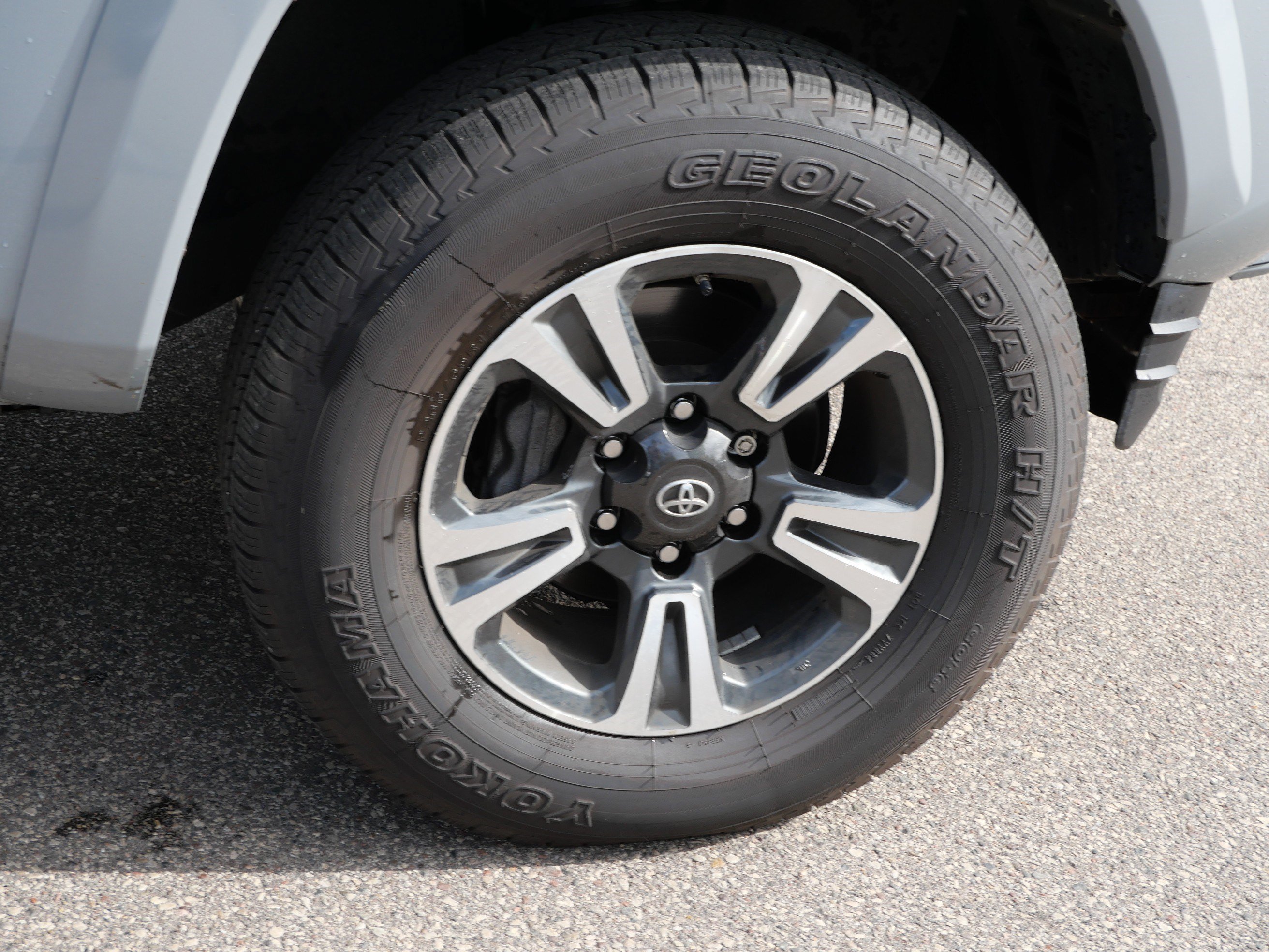Used 2018 Magnetic Gray Metallic Toyota SR5 image 15