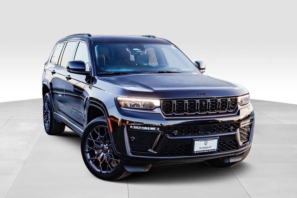 New 2026 Diamond Black Crystal Pearlcoat Jeep Summit image 2