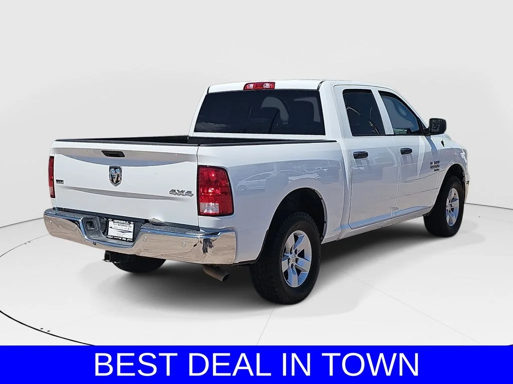 Used 2022 White Ram SLT image 3