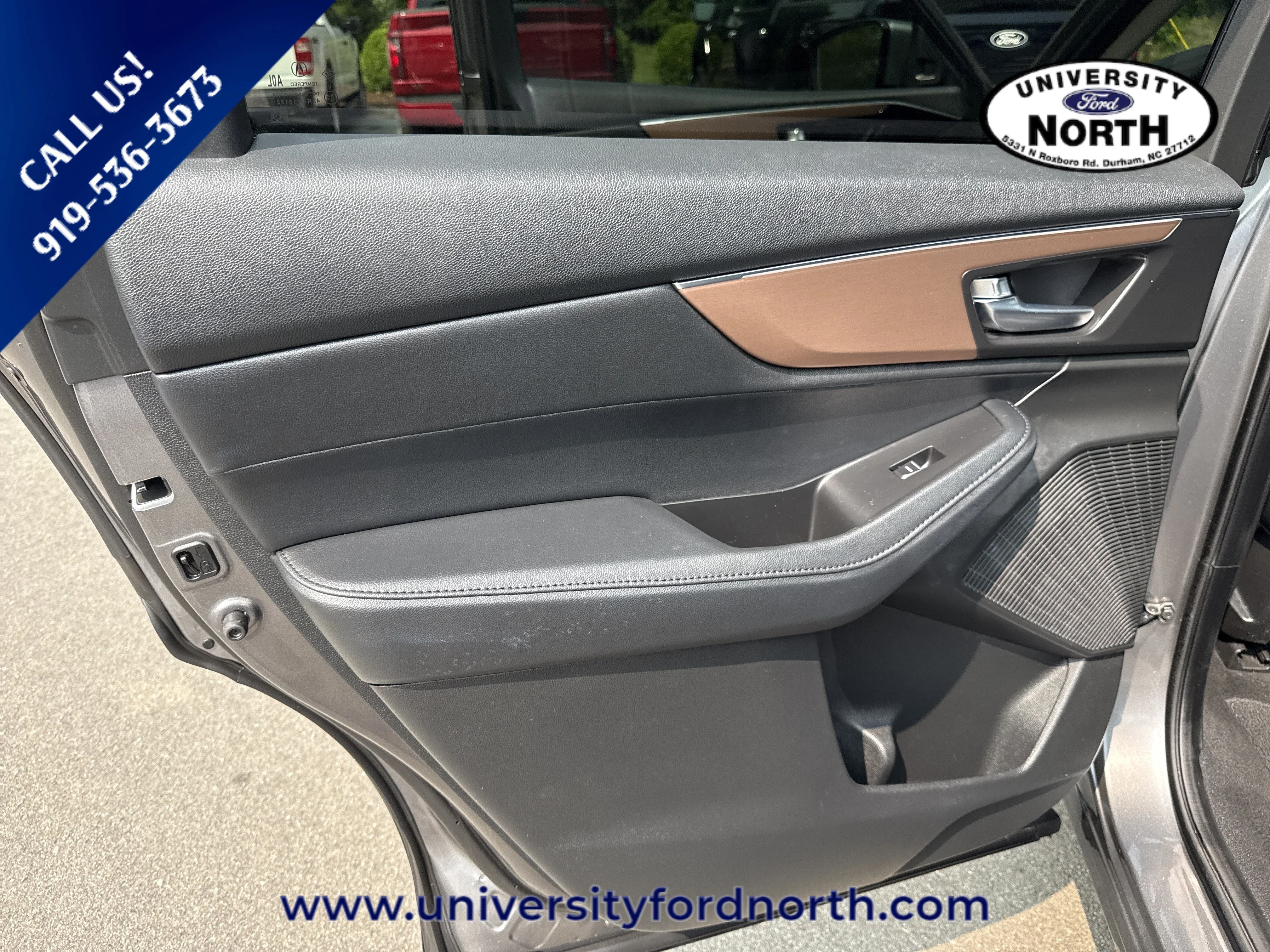 Used 2022 Liquid Carbon Metallic Acura 3.5L image 32