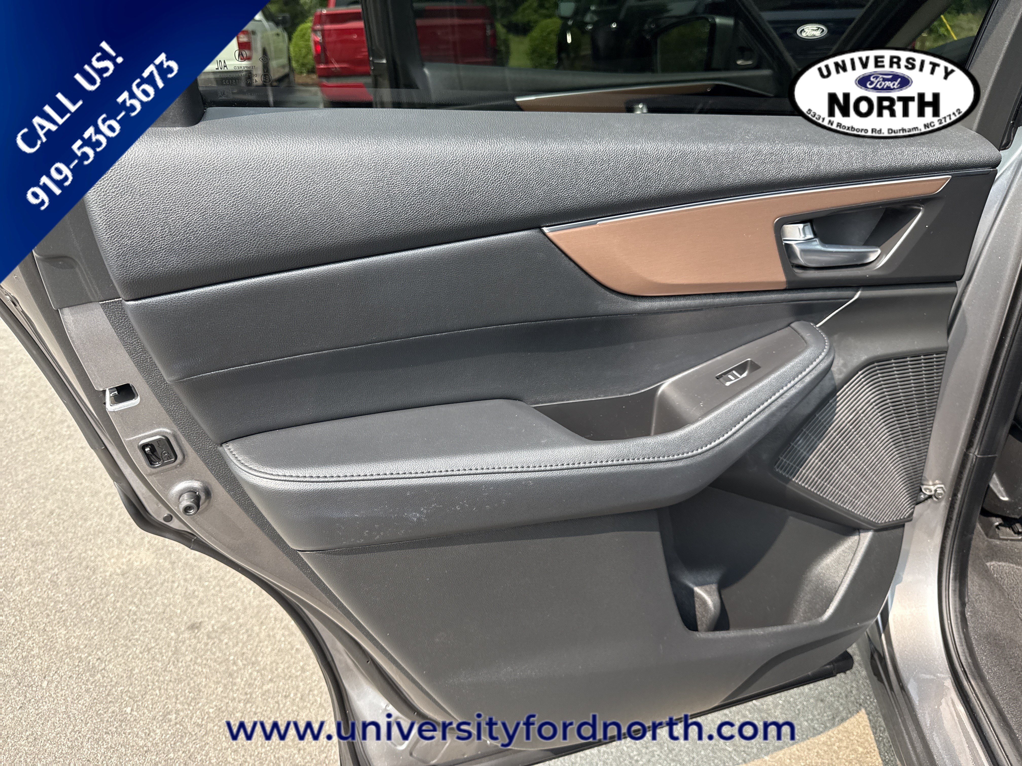Used 2022 Liquid Carbon Metallic Acura 3.5L image 32