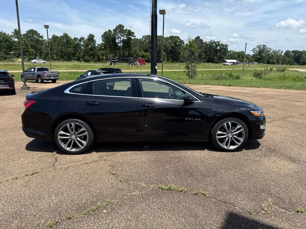 2024 Chevrolet Malibu 2LT - Photo 14