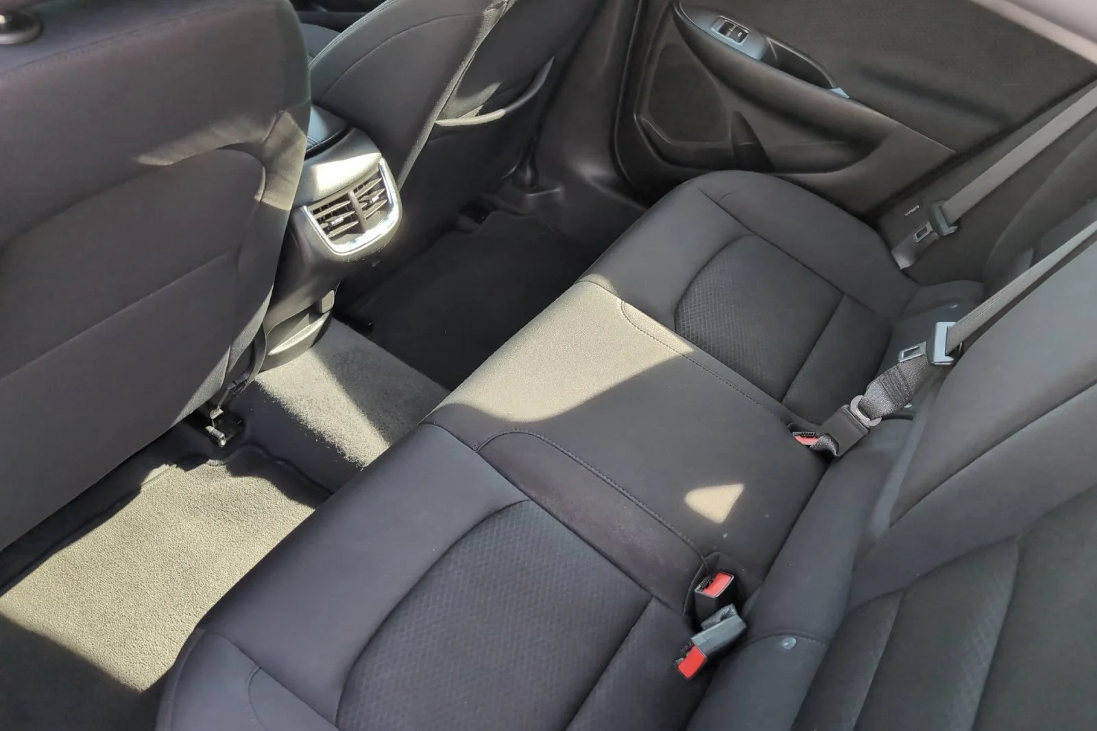 Used 2023 Mineral Gray Metallic Chevrolet LT image 13