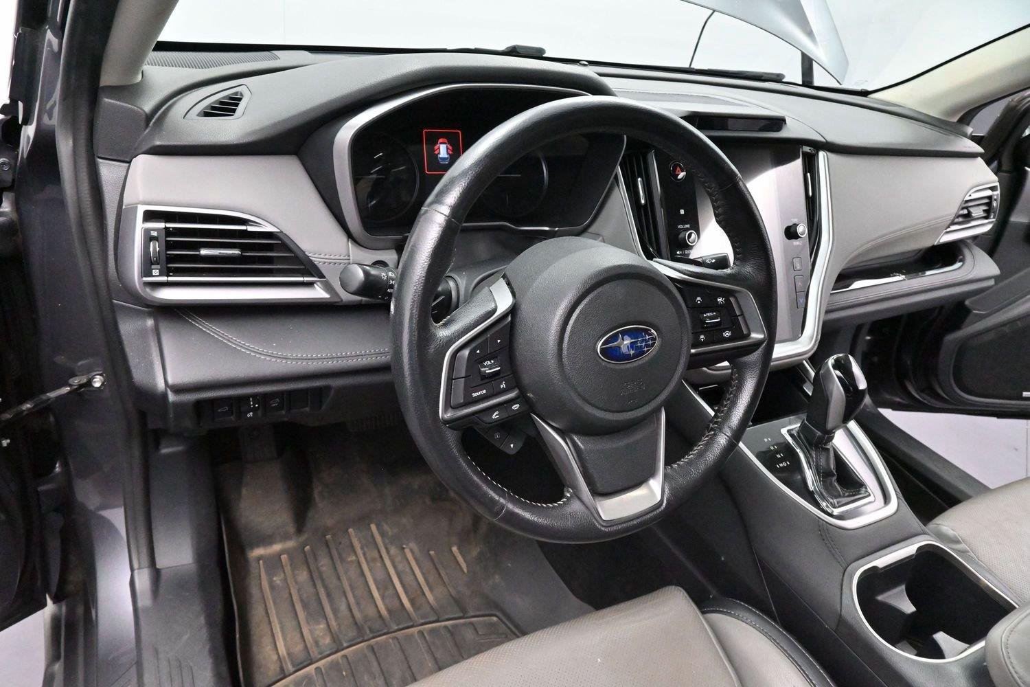 Used 2020 Magnetite Gray Metallic Subaru Limited image 17