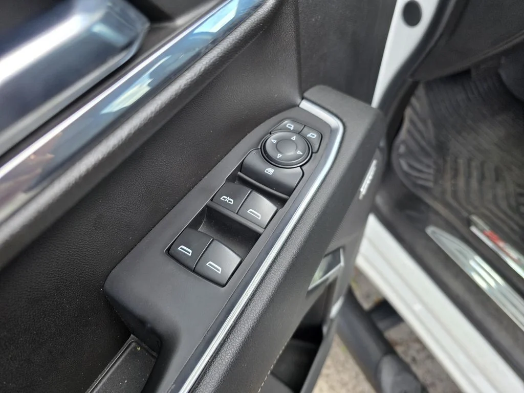 Used 2024 White Chevrolet RST image 15