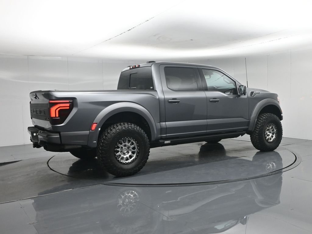 Used 2024 Gray Ford Raptor image 31
