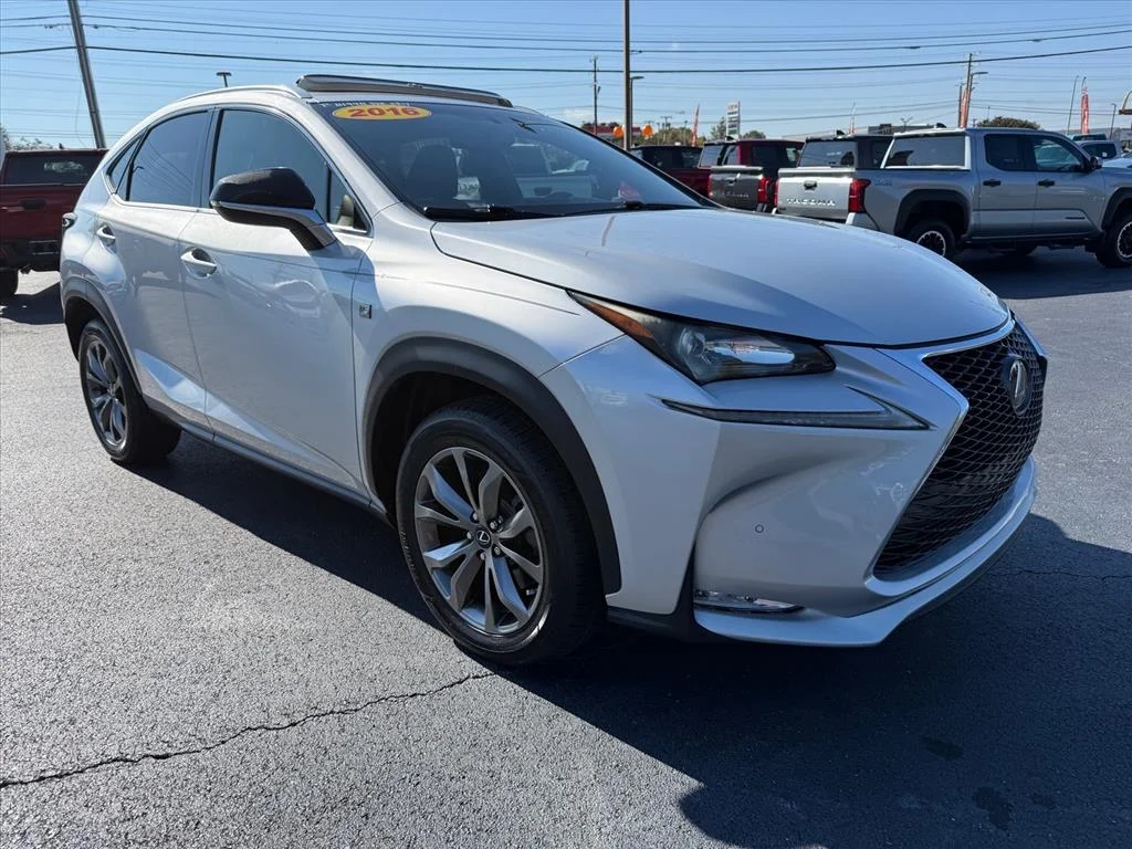 Used 2016 Silver Lexus 200t F Sport image 2