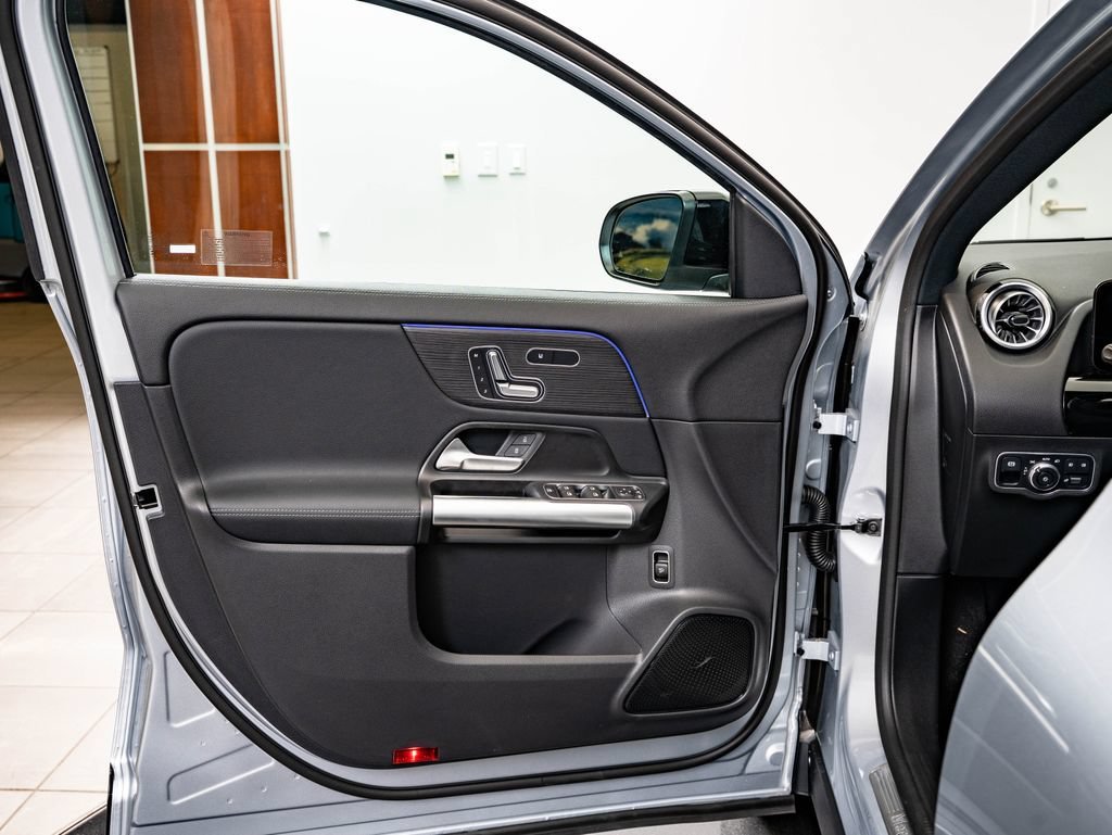 New 2026 Cirrus Silver Metallic Mercedes-Benz GLA 250 image 27
