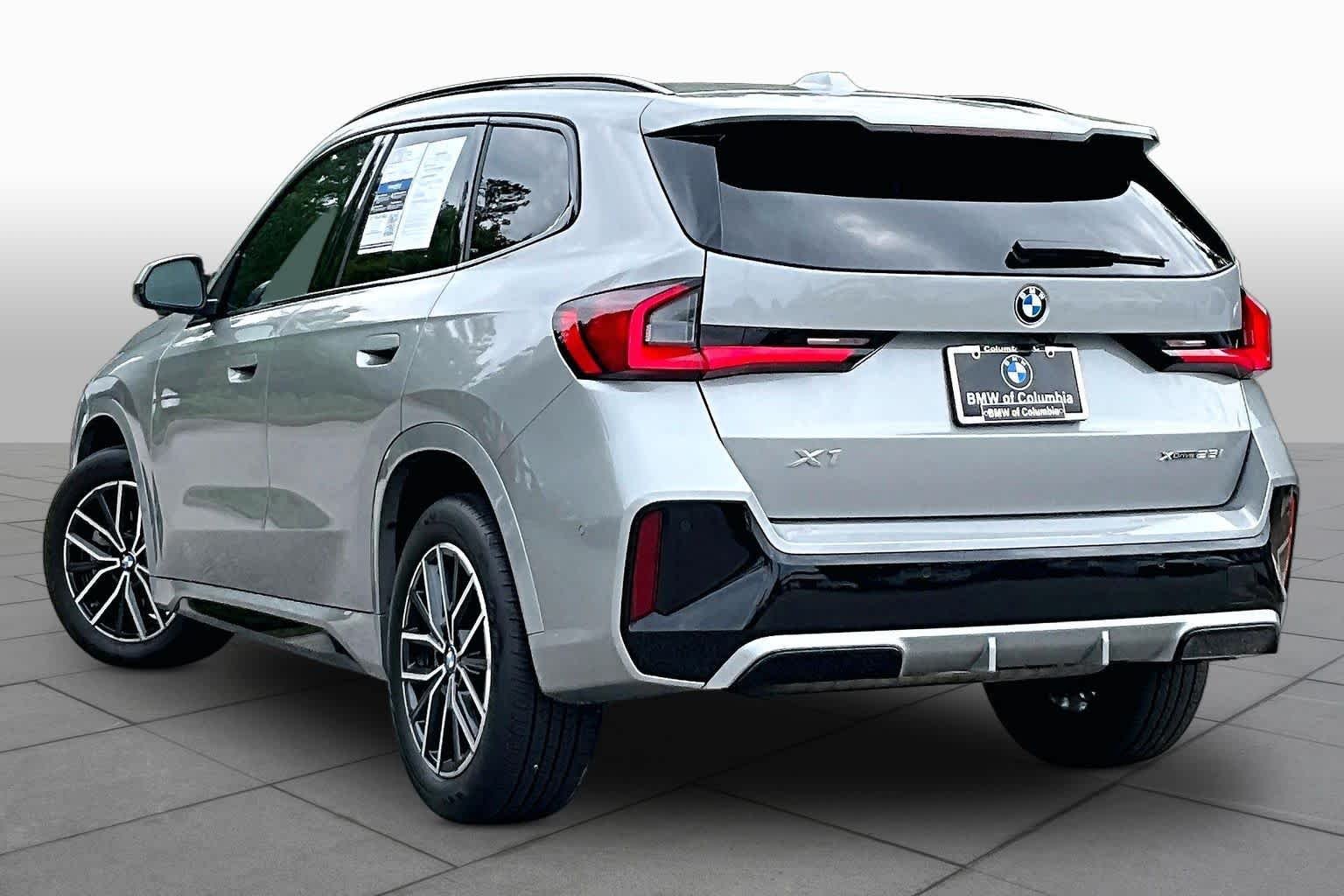 Certified Used 2025 Space Silver Metallic BMW xDrive28i image 11