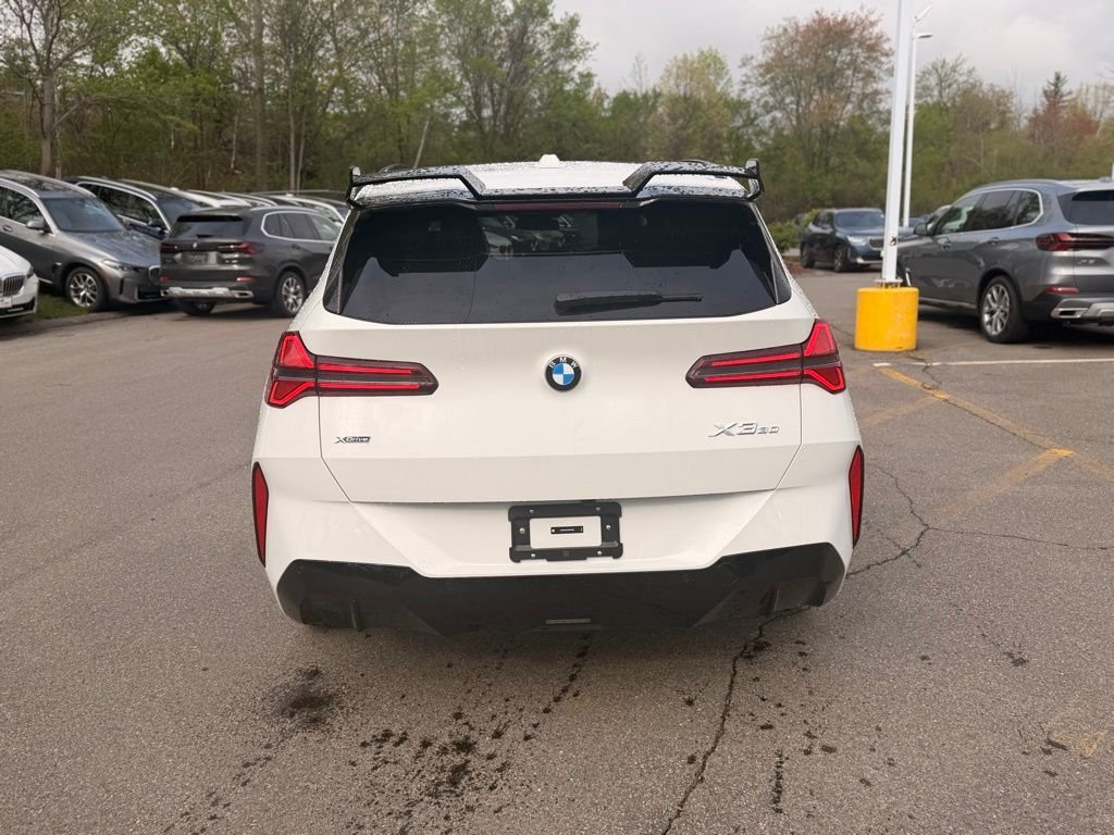 New 2026 Alpine White BMW 30 xDrive image 4
