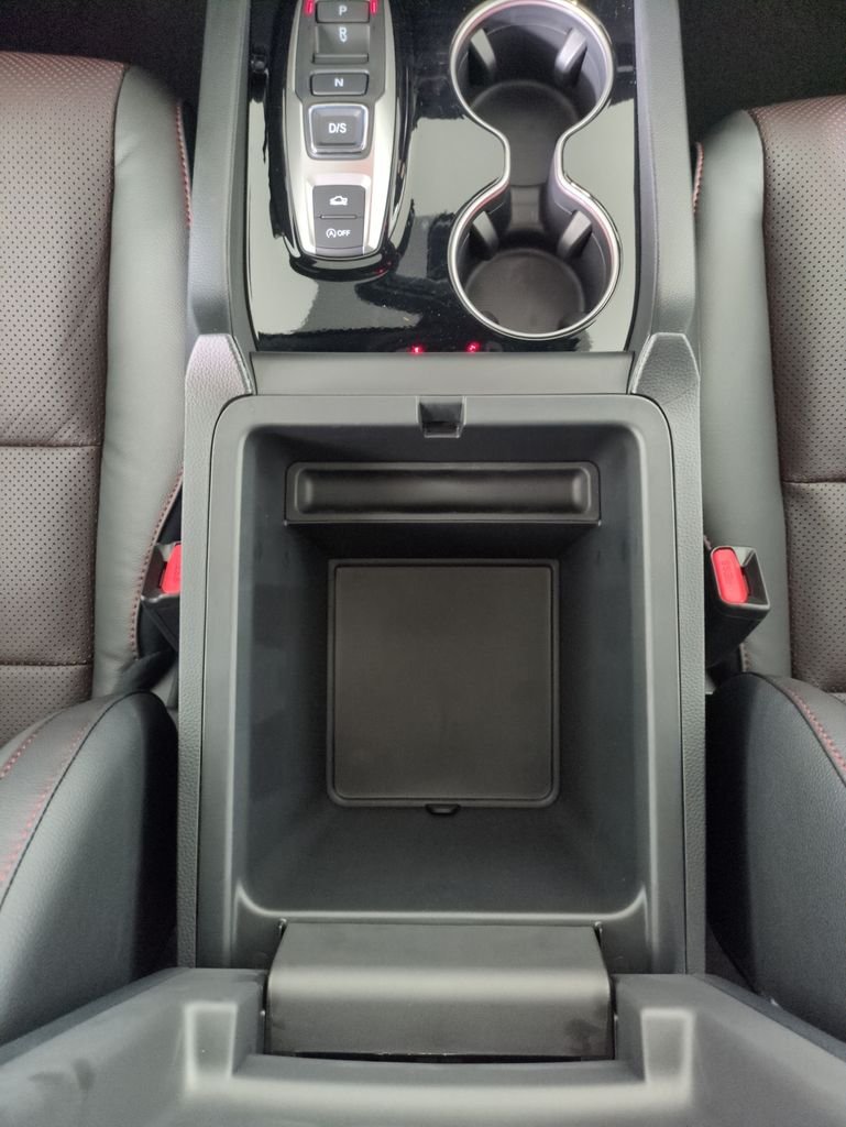 New 2026 Sonic Gray Pearl Honda Black Edition image 25
