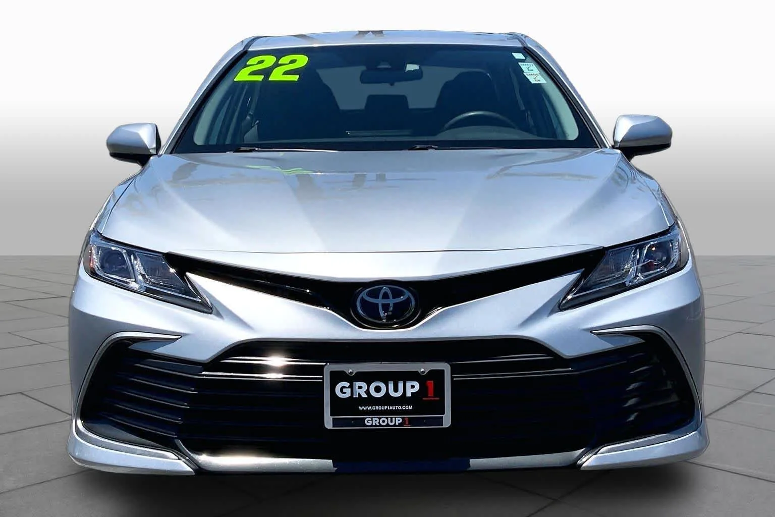 Used 2022 Celestial Silver Metallic Toyota LE image 3