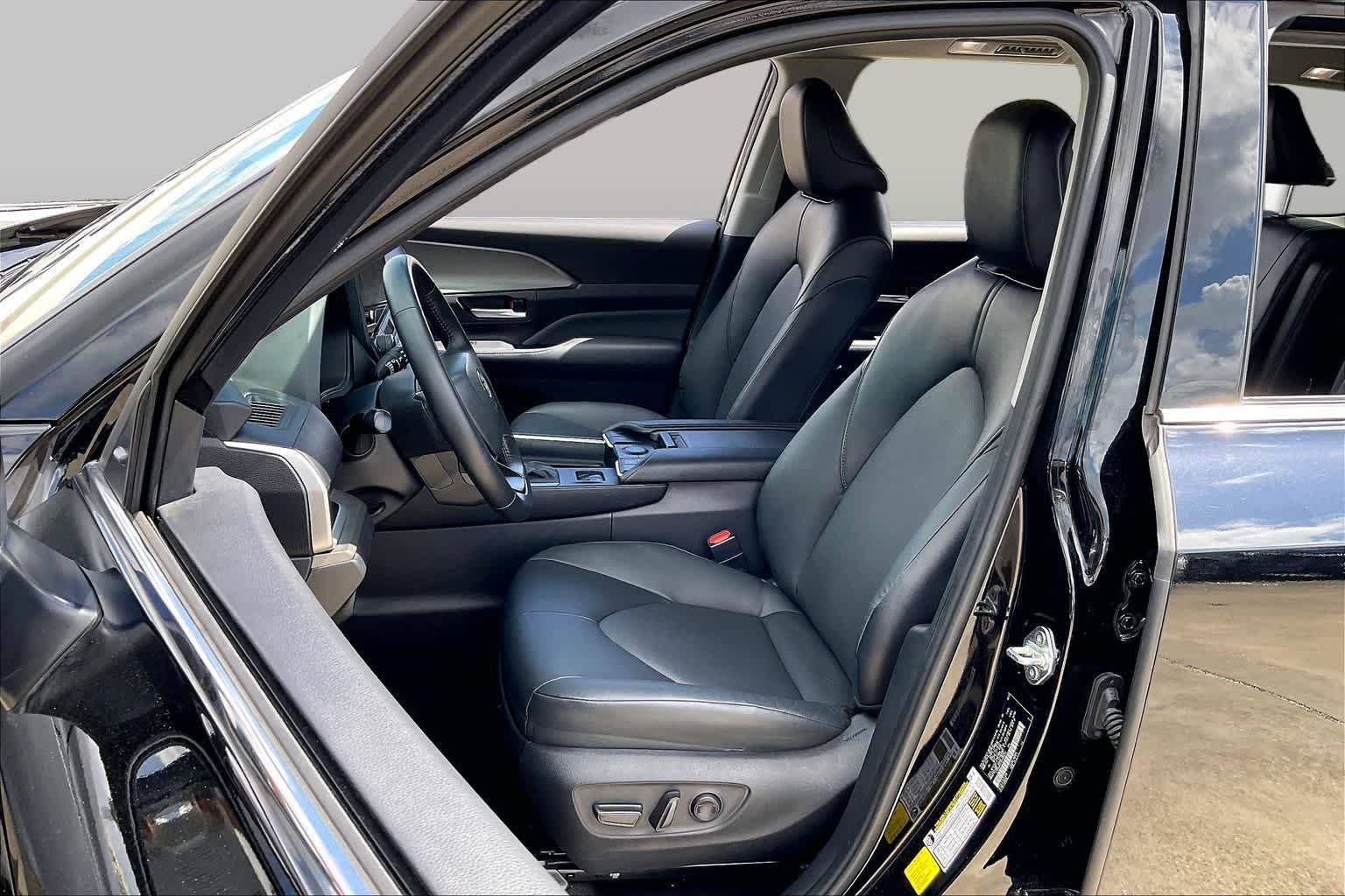Used 2024 Midnight Black Metallic Toyota XLE image 7