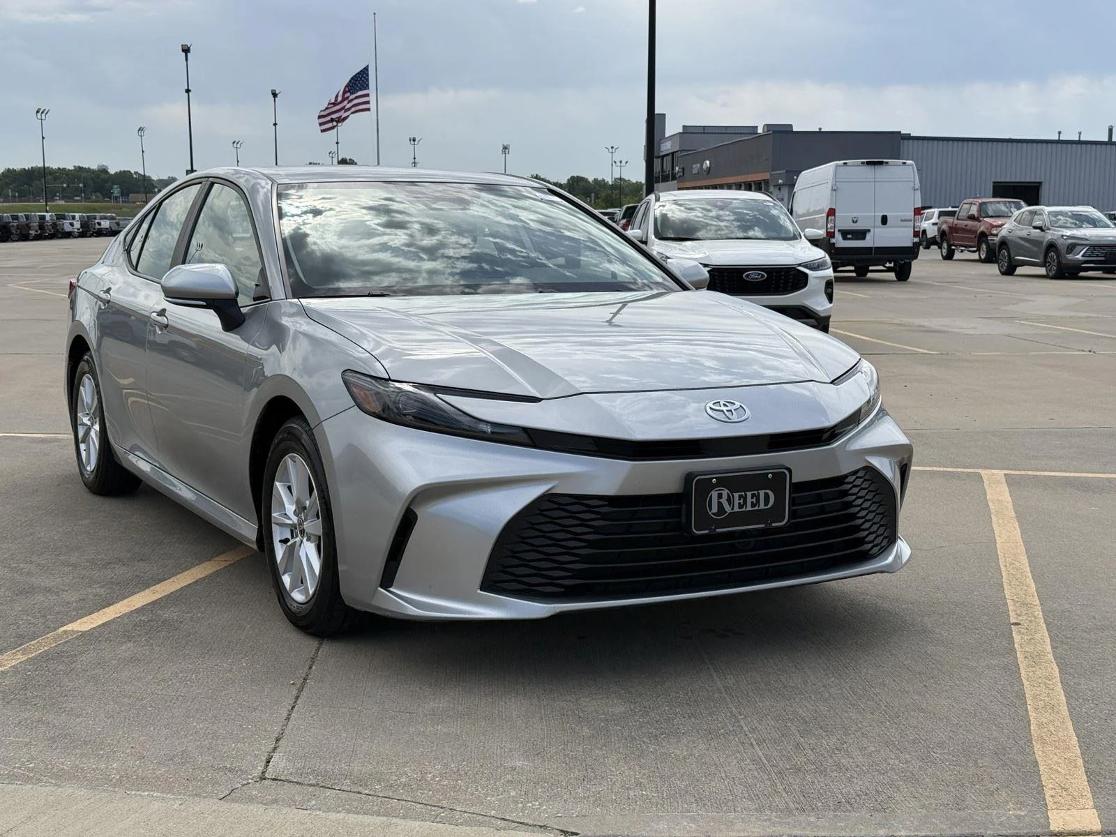 Used 2025 Toyota Camry LE with VIN 4T1DAACK0SU045304 for sale in Kansas City