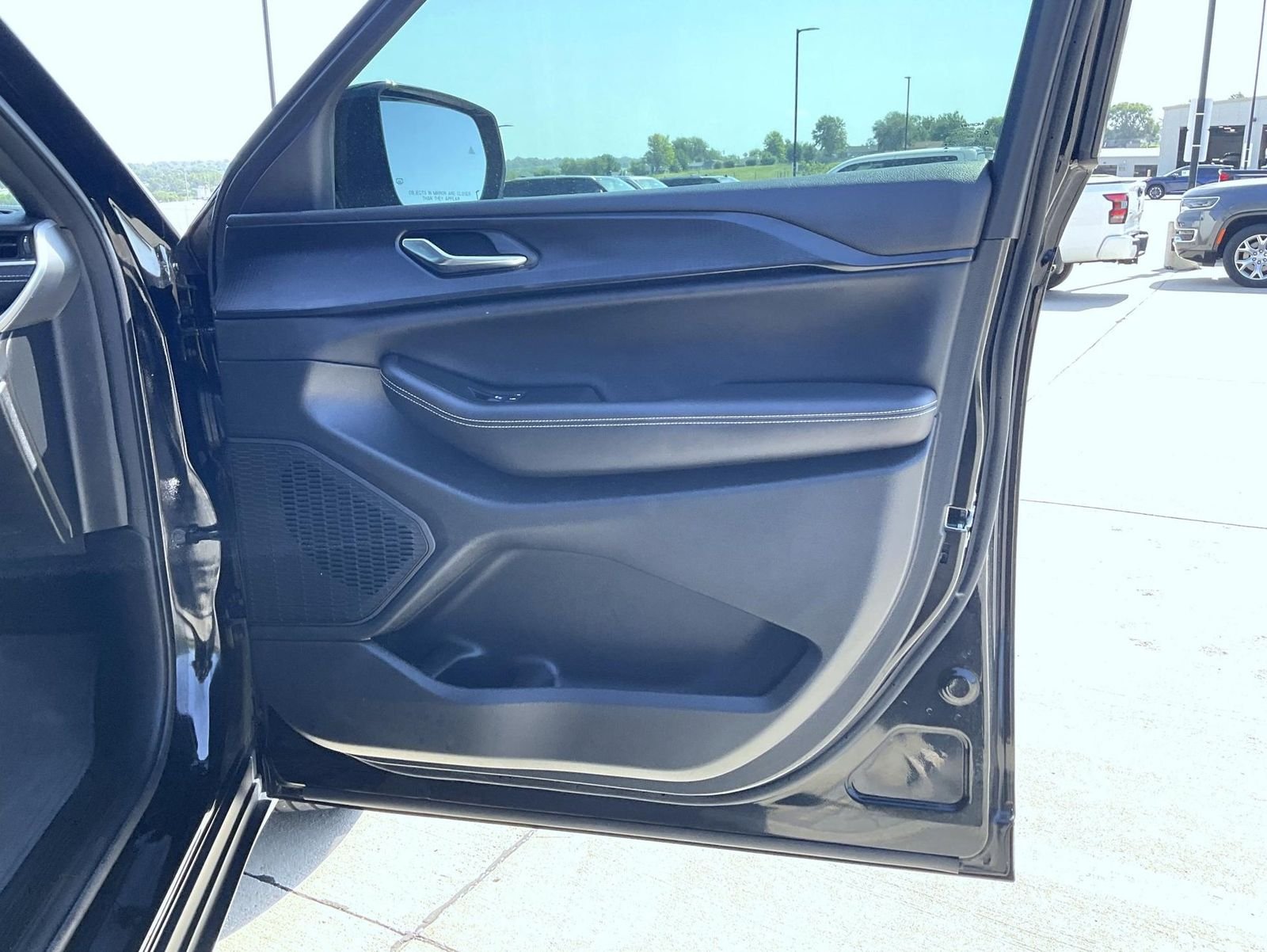 2024 Jeep Grand Cherokee Altitude - Photo 17