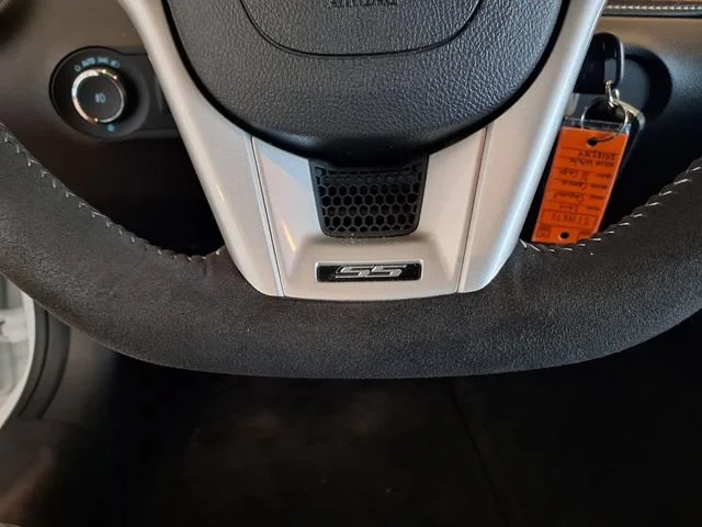 Used 2014 Summit White Chevrolet SS image 13