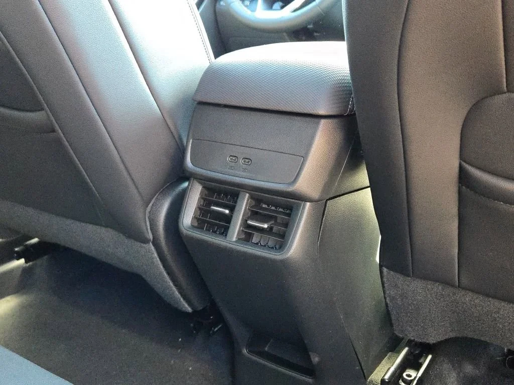2026 Chevrolet Equinox LT - Photo 11
