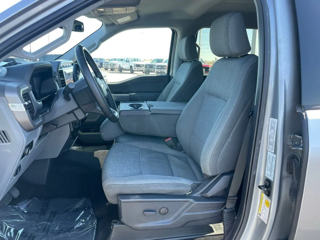 Used 2024 Silver Ford XLT image 7