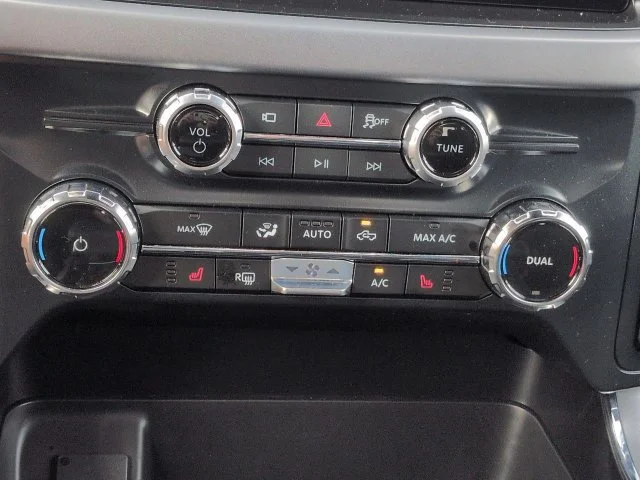 New 2026 Avalanche Ford XLT image 23