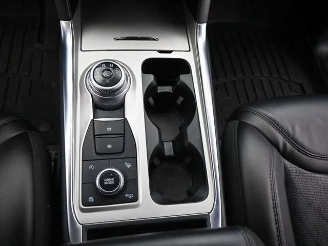 Used 2023 Silver Ford Platinum image 26