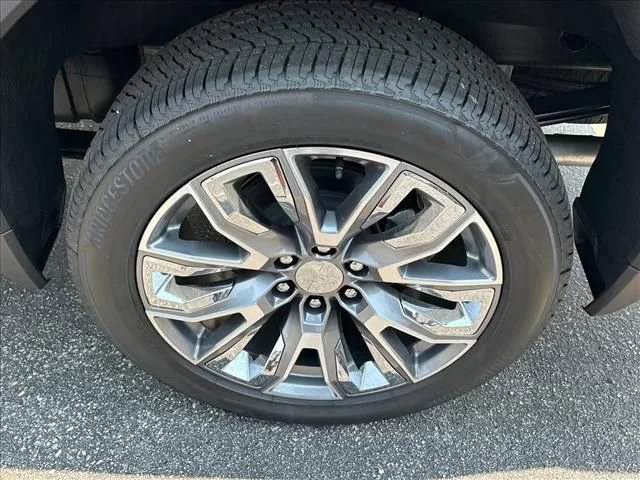 2026 GMC Sierra 1500 Denali - Photo 17