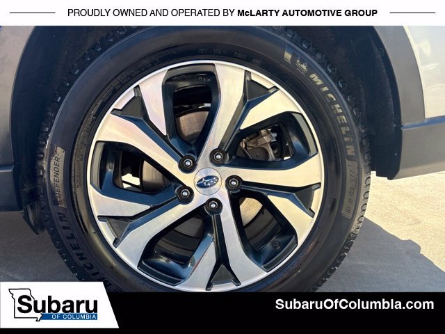 Used 2021 Silver Subaru Limited image 9