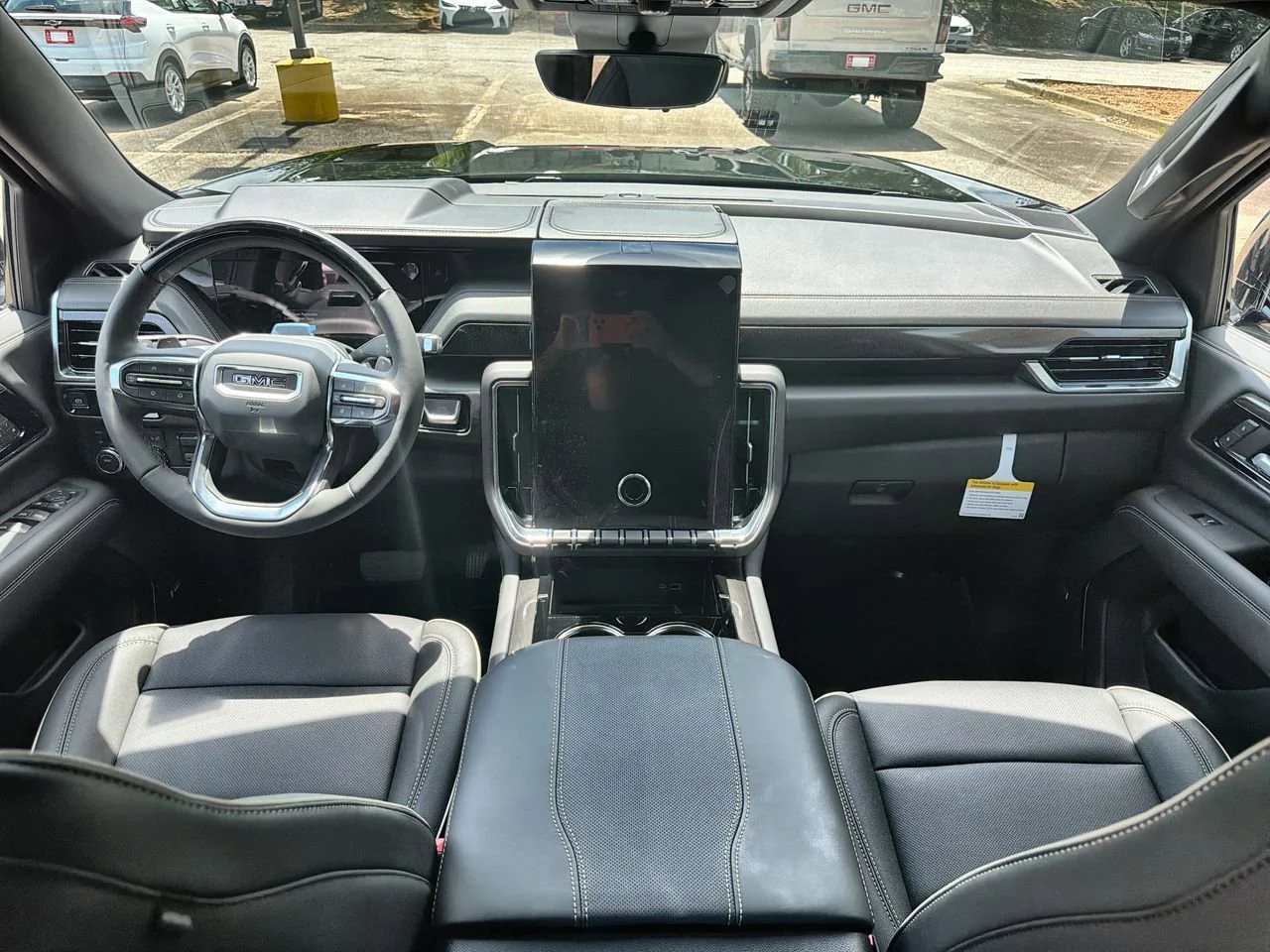 New 2026 Onyx Black GMC Elevation image 17