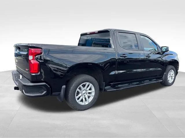 Used 2020 BLACK Chevrolet RST image 6