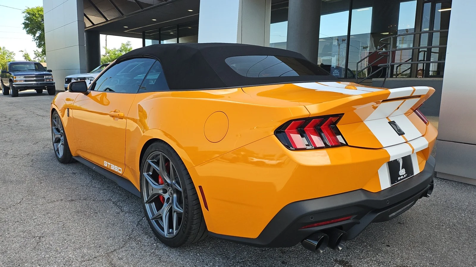 New 2026 Orange Fury Metallic Tri-coat Ford Shelby GT350 image 3