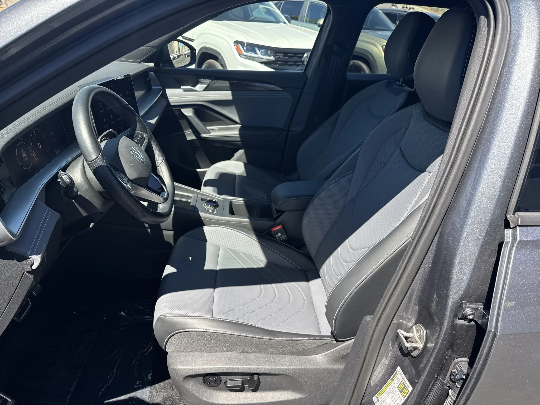 Used 2026 Platinum Gray Metallic Volkswagen SE R-Line Black image 14