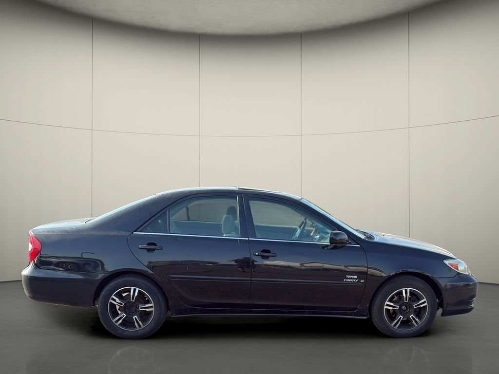 Used 2004 Black Toyota LE image 8