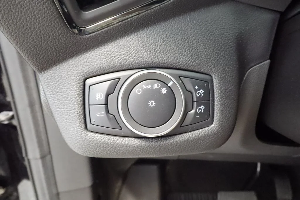Certified Used 2019 Black Ford Titanium image 29