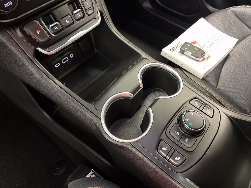 Used 2021 GRAPHITE GRAY METALLIC GMC SLT image 32