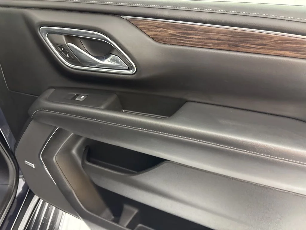 Used 2023 Gray Chevrolet LT image 18