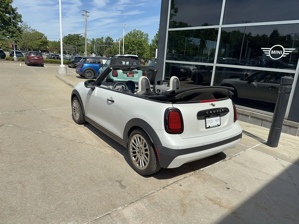 【美品】OoBLE mini white Certified Pre-Owned 2025 MINI Convertible Cooper Car #Q1689