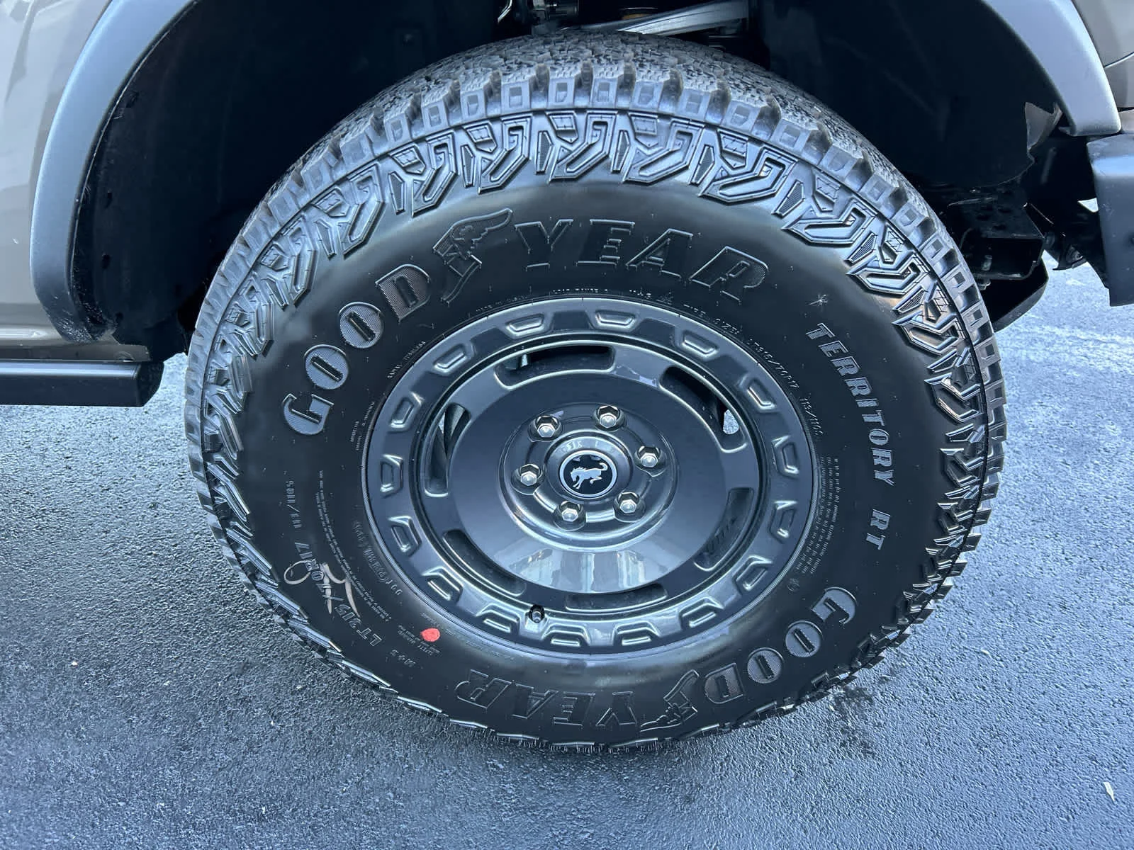 New 2025 Marsh Gray Ford Badlands® image 15