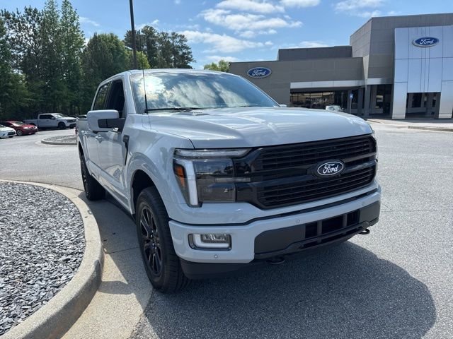 New 2026 Avalanche Ford Platinum image 3