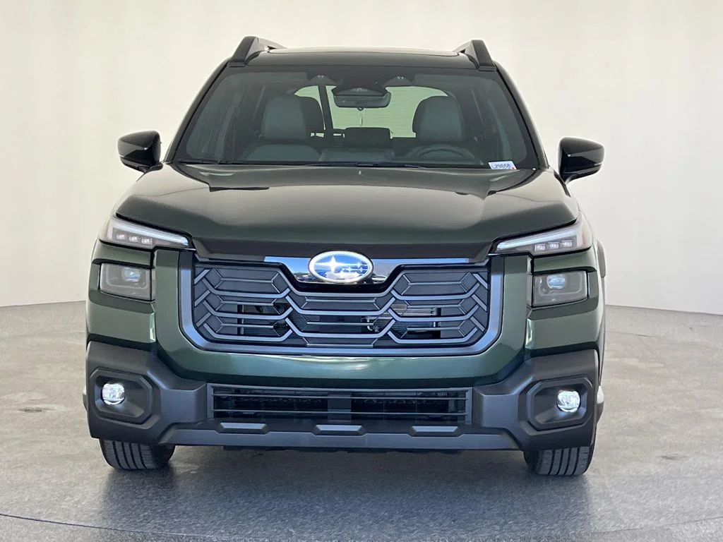 New 2026 DEEP EMERALD GREEN PEARL Subaru Premium image 10