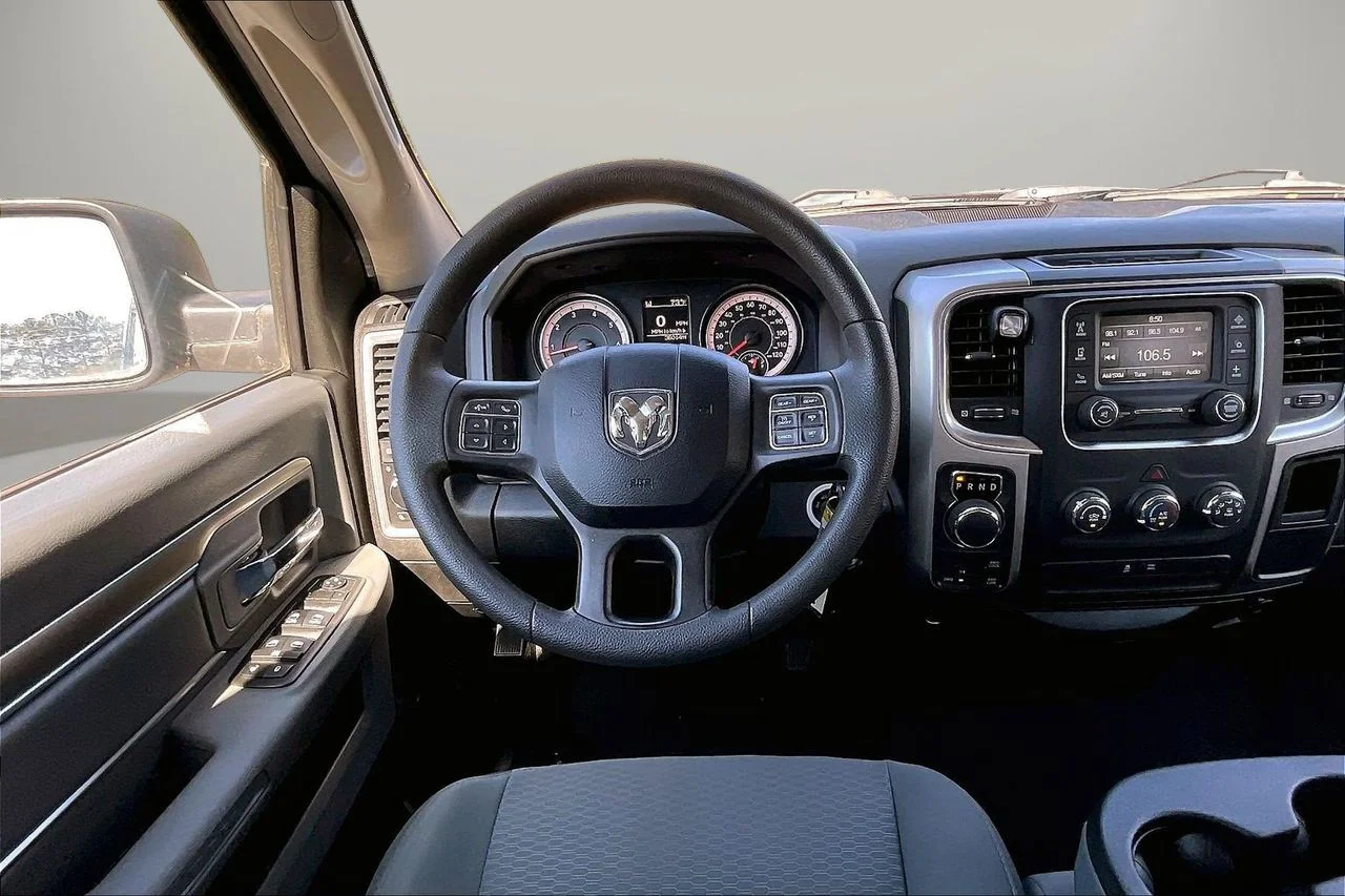 Certified Used 2018 Black Ram SLT image 12
