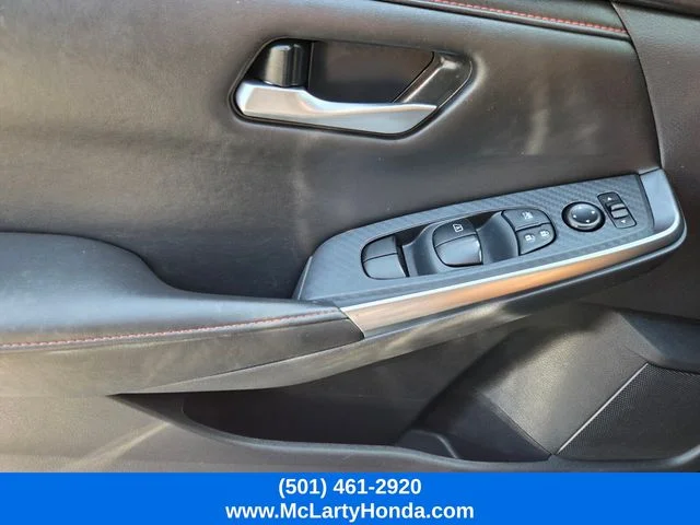 Used 2025 Super Black Nissan SR image 32