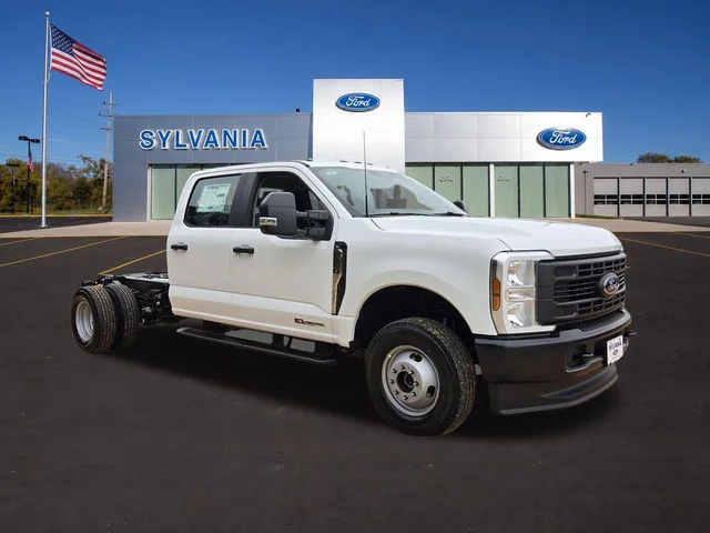 2026 Ford Chassis Cab F-350® XL