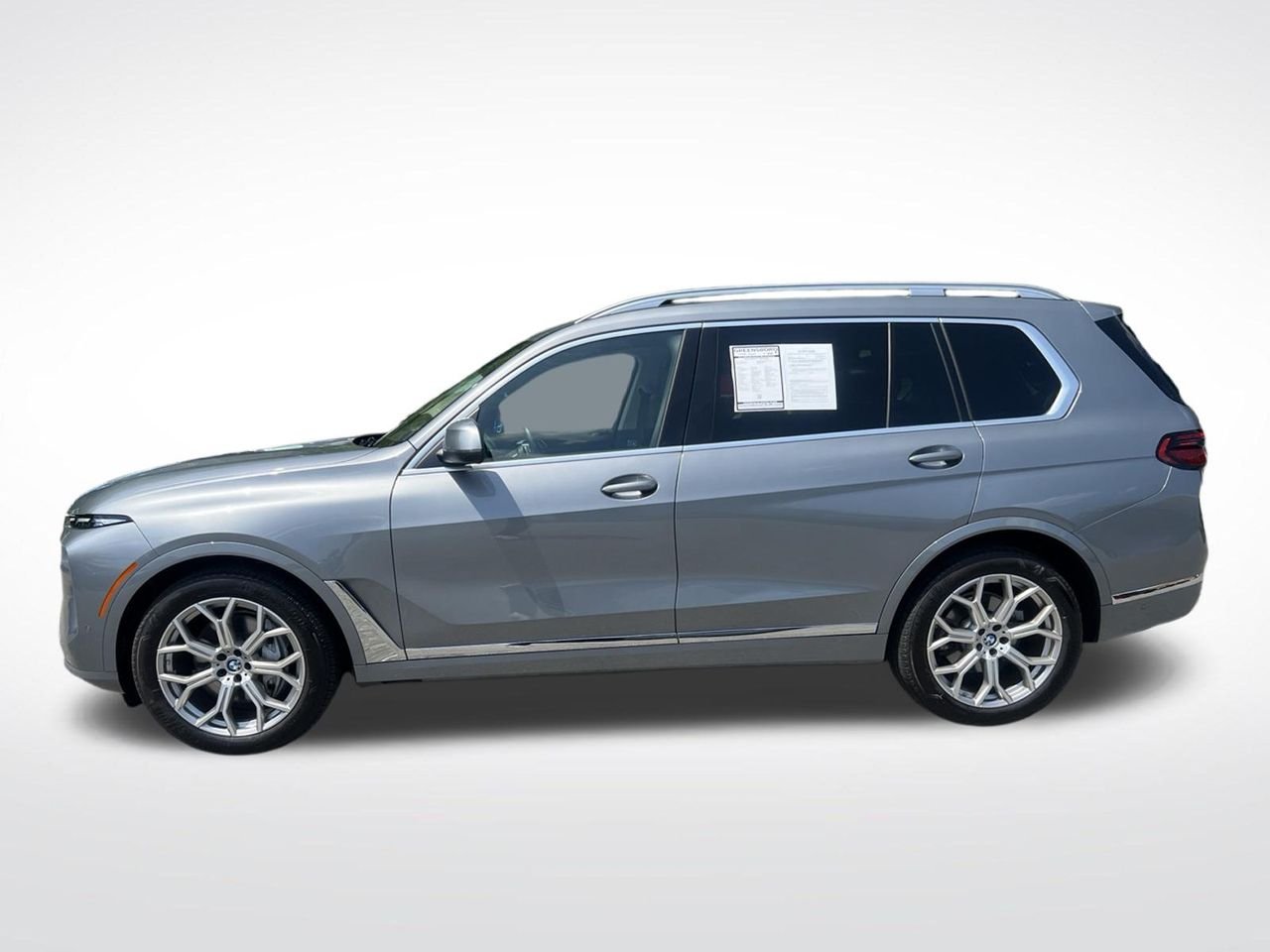 Used 2023 Gray BMW xDrive40i image 2