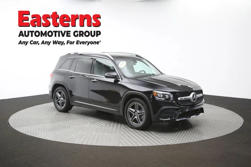 Used 2022 Black Mercedes-Benz GLB 250 image 48