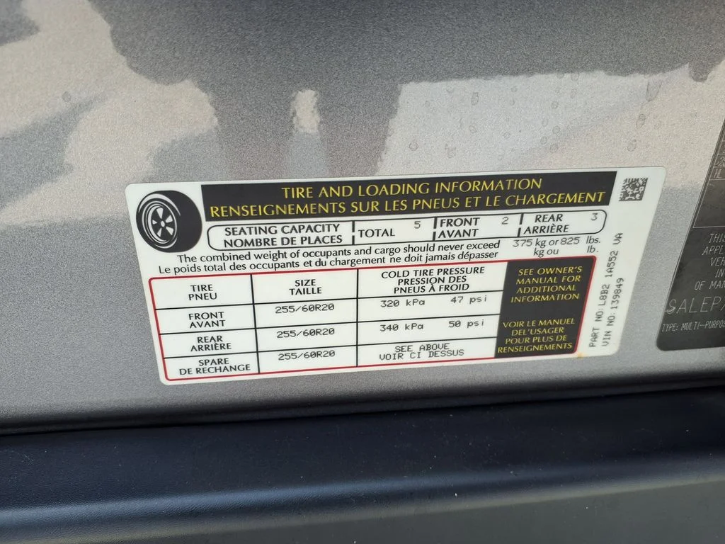 Used 2023 Black Land Rover SE image 37