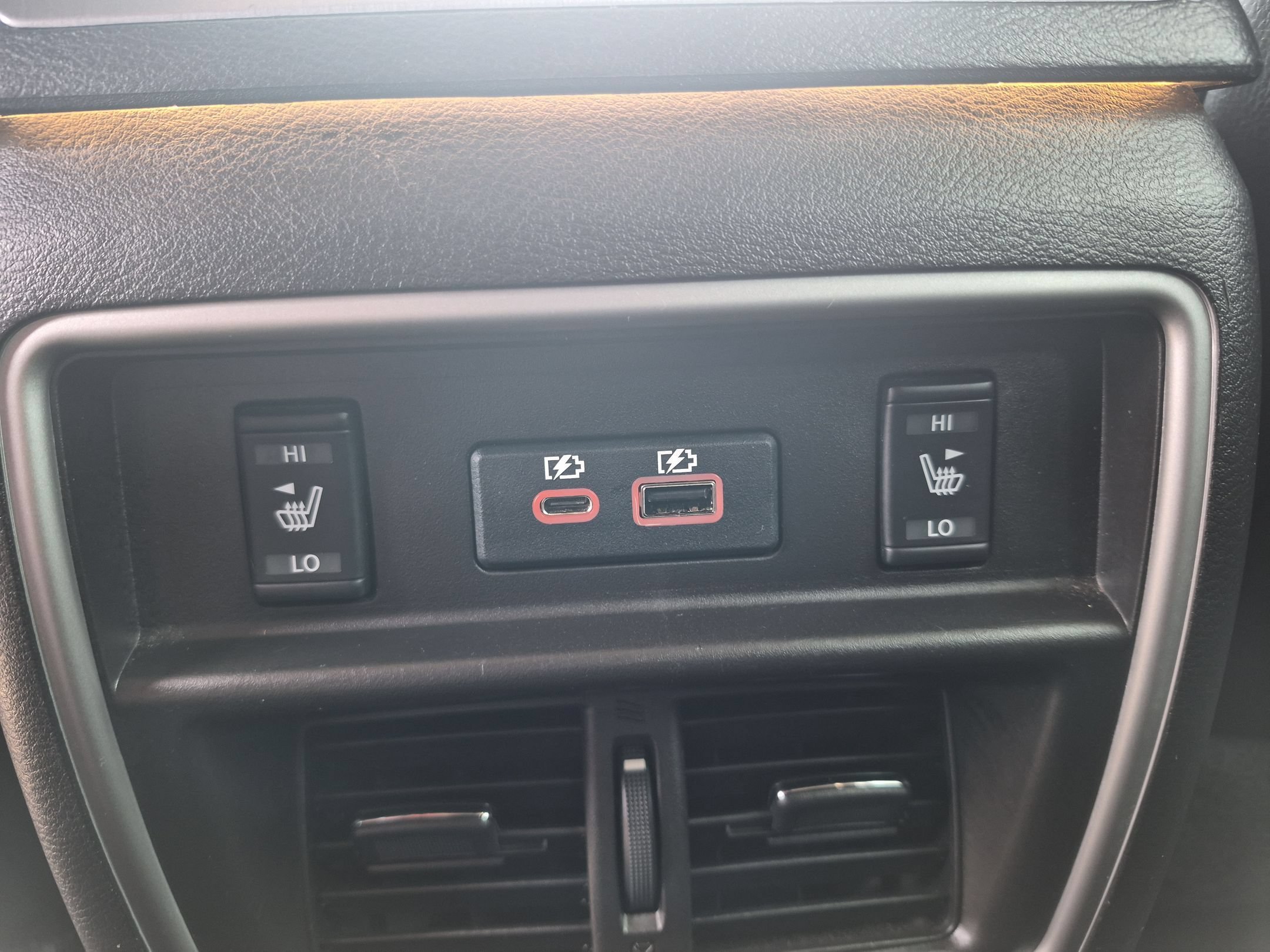 Used 2020 Super Black Metallic Nissan SL AWD image 26